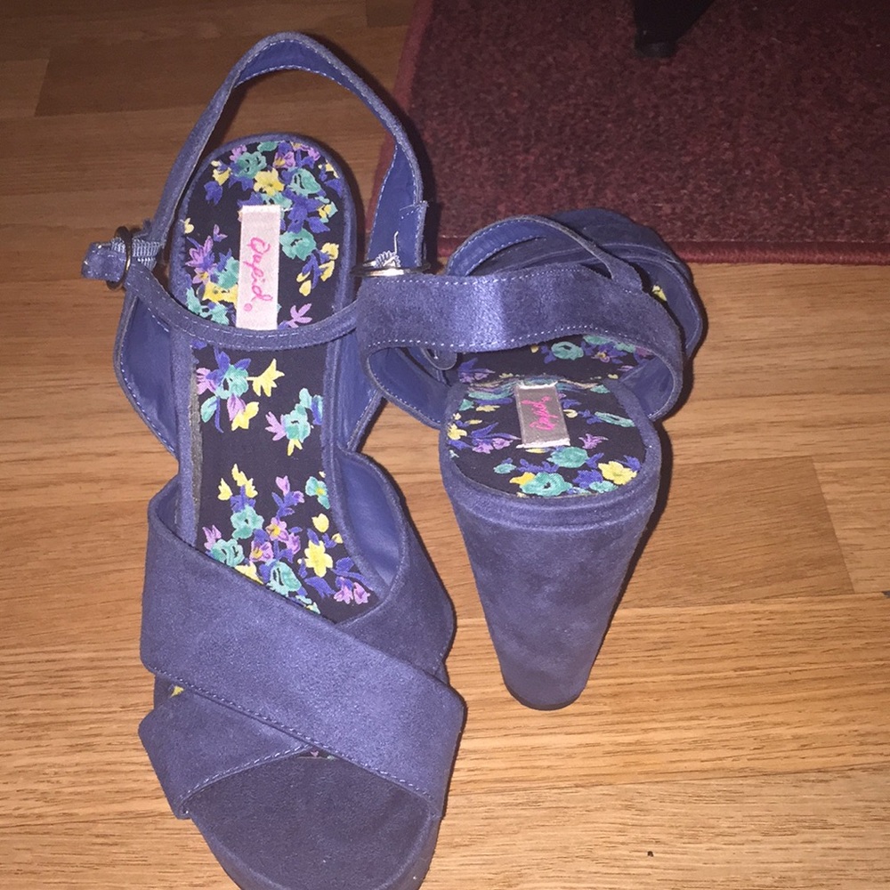 Open toe wedges